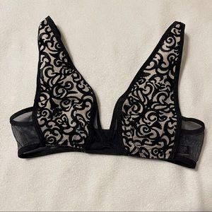 Black and cream unlined bralette